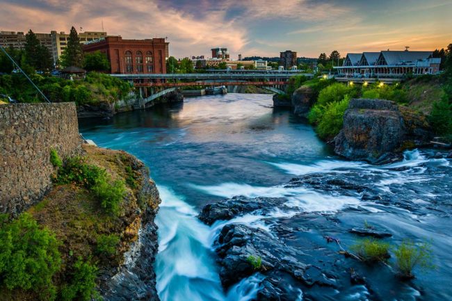 Finding-the-Best-Drug-Rehab-in-Spokane-WA photo of river near a drug rehab in spokane washington